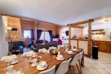 Apartment in Les Gets - Chez Claudius-appartement-10 pers-proche piste