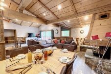 Apartment in Les Gets - Chez Louis-appartement-8pers-proche piste