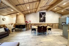 Apartment in Les Gets - Chez Louis-appartement-8pers-proche piste