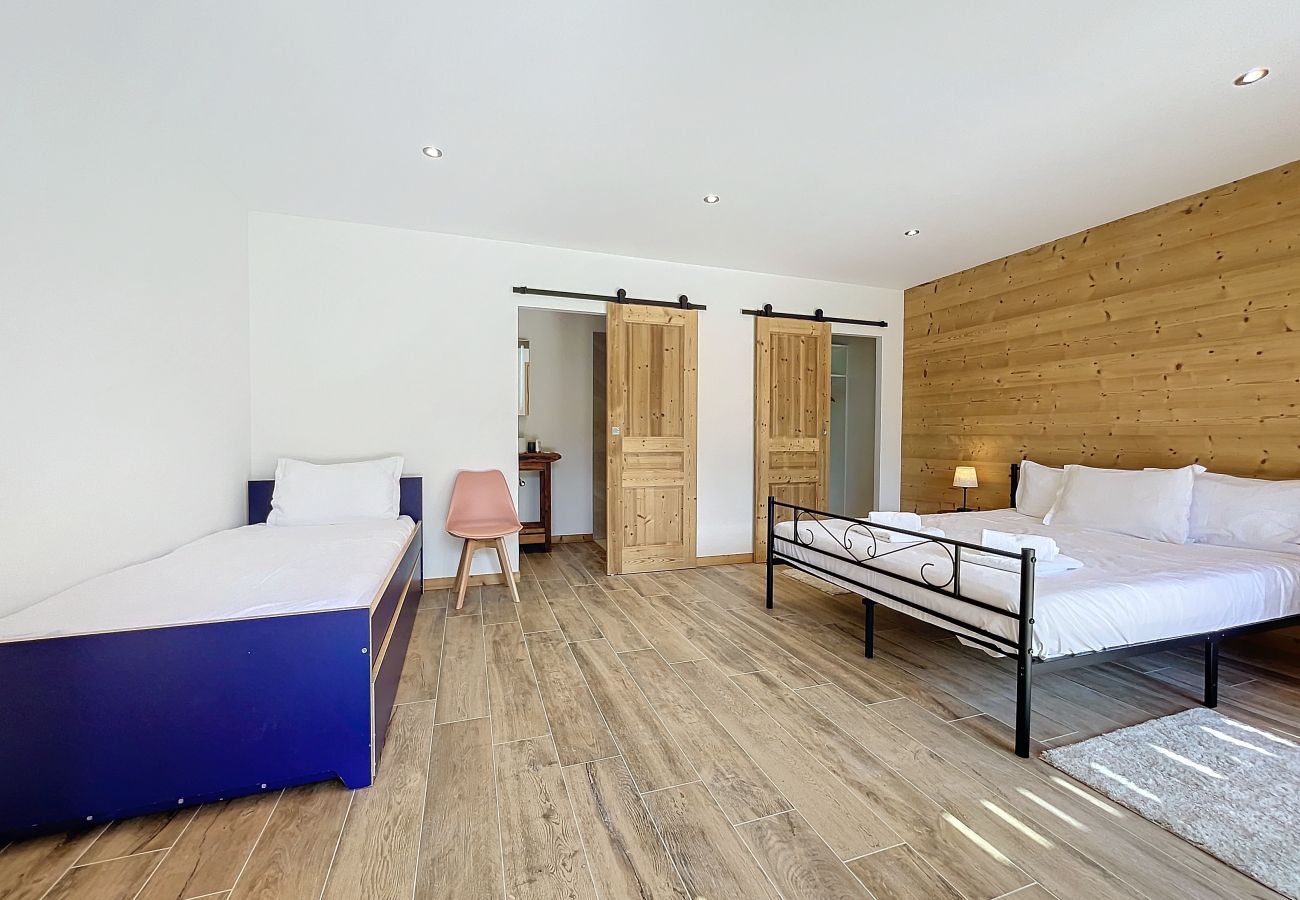 Chalet in Les Gets - Chalet Bahia - Les Gets - secteur le Lavay Chalet in Les Gets - Chalet Bahia - Les Gets - secteur le Lavay
