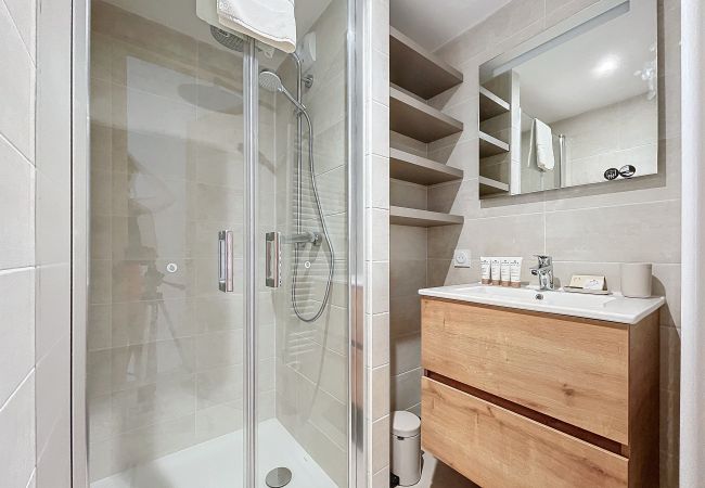 Apartment in Les Gets - Cedrela-appartement-5/7pers-Centre station Apartment in Les Gets - Cedrela-appartement-5/7pers-Centre station