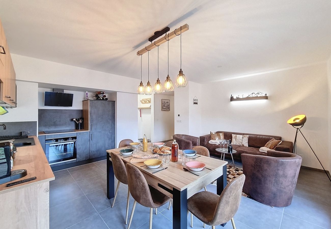 Apartment in Les Gets - Cardena- appartement- 8pers- proche centre Apartment in Les Gets - Cardena- appartement- 8pers- proche centre