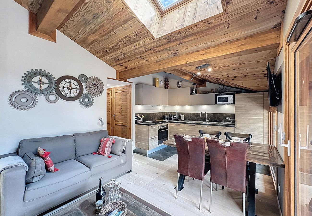 Apartment in Les Gets - Fayard-location saison-4pers-proche piste