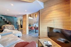 Apartment in Les Gets - Le Papangue- appartement-5pers-Centre Station