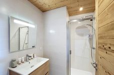 Apartment in Les Gets - Le Fustic-Appartement-8pers-Proche pistes
