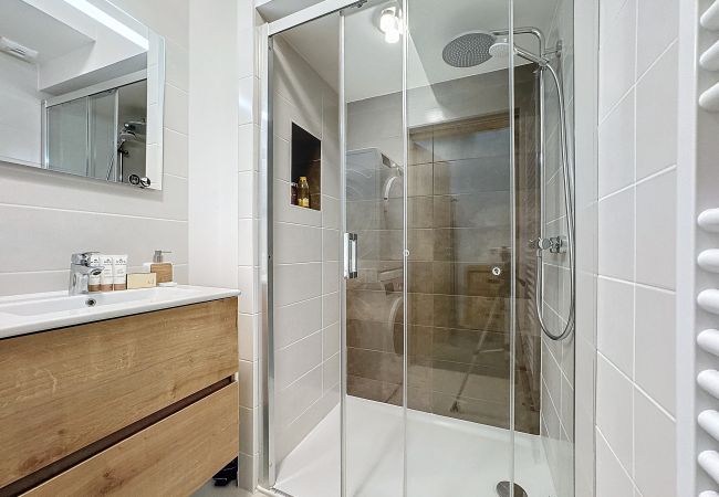 Appartement à Les Gets - Les 3 Mousquetons- appartement- 6,8 Pers - Proche Appartement à Les Gets - Les 3 Mousquetons- appartement- 6,8 Pers - Proche