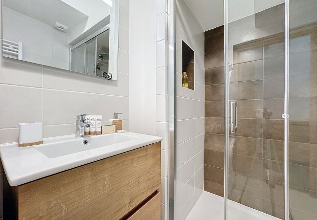 Appartement à Les Gets - Les 3 Mousquetons- appartement- 6,8 Pers - Proche Appartement à Les Gets - Les 3 Mousquetons- appartement- 6,8 Pers - Proche