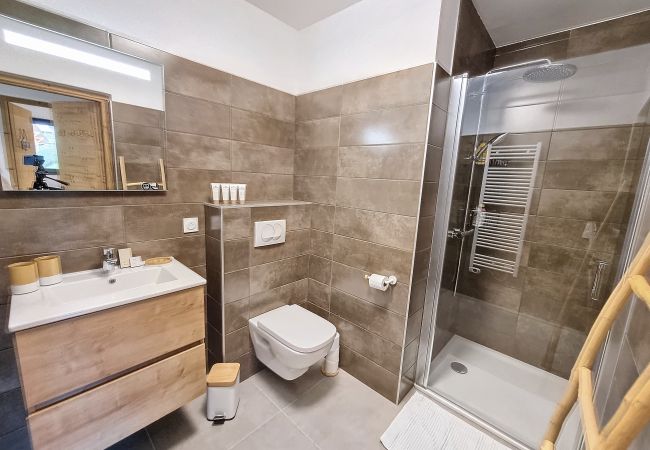 Appartement à Les Gets - Cardena- appartement- 8pers- proche centre Appartement à Les Gets - Cardena- appartement- 8pers- proche centre